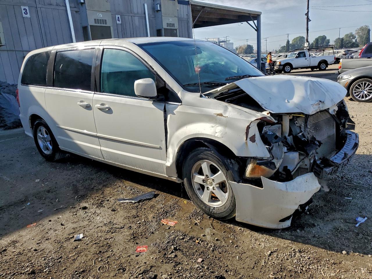 2012 DODGE GRAND CARAVAN CREW photo 7