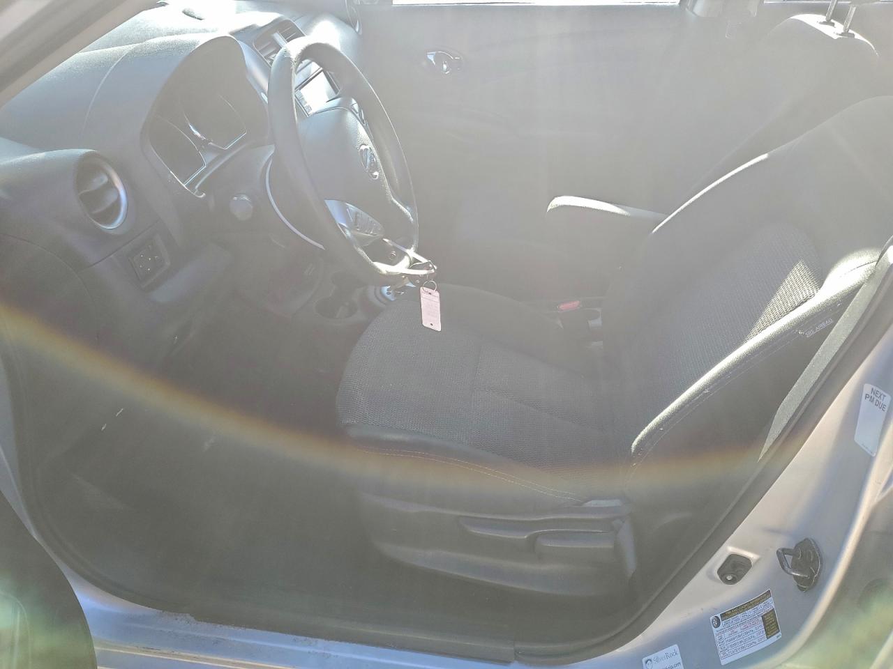 2019 NISSAN VERSA S photo 7