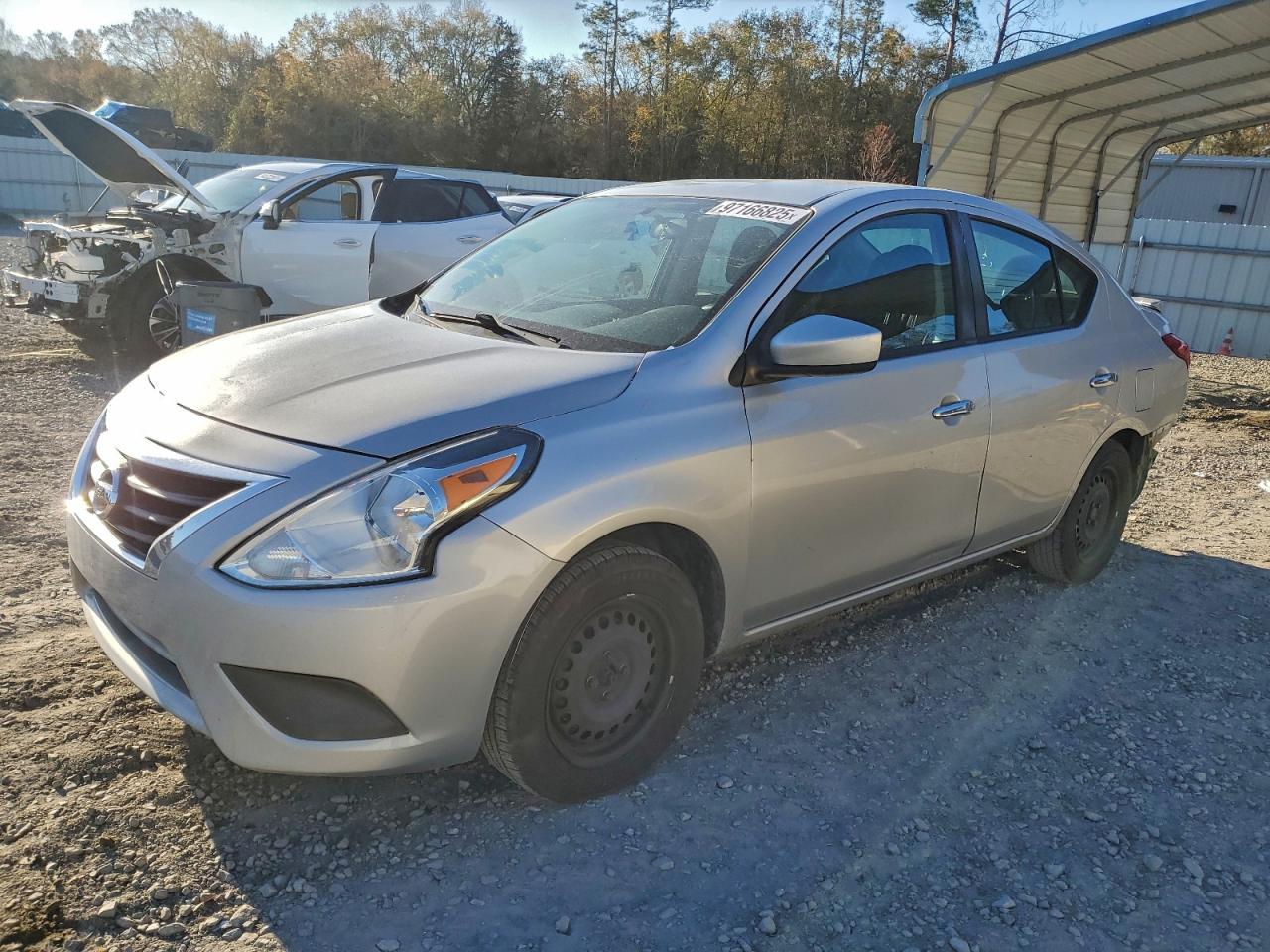 2019 NISSAN VERSA