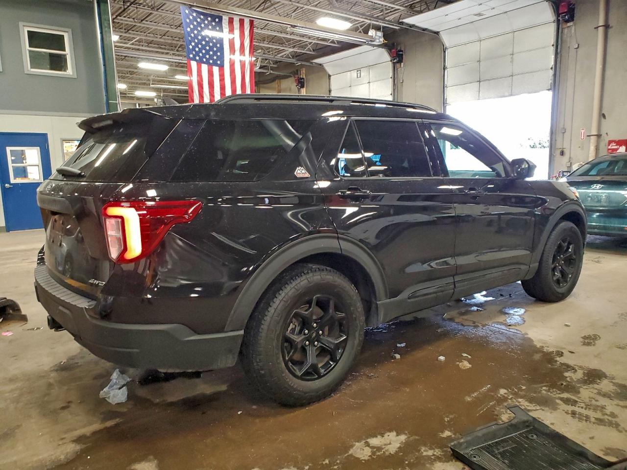 2023 FORD EXPLORER TIMBERLINE photo 3