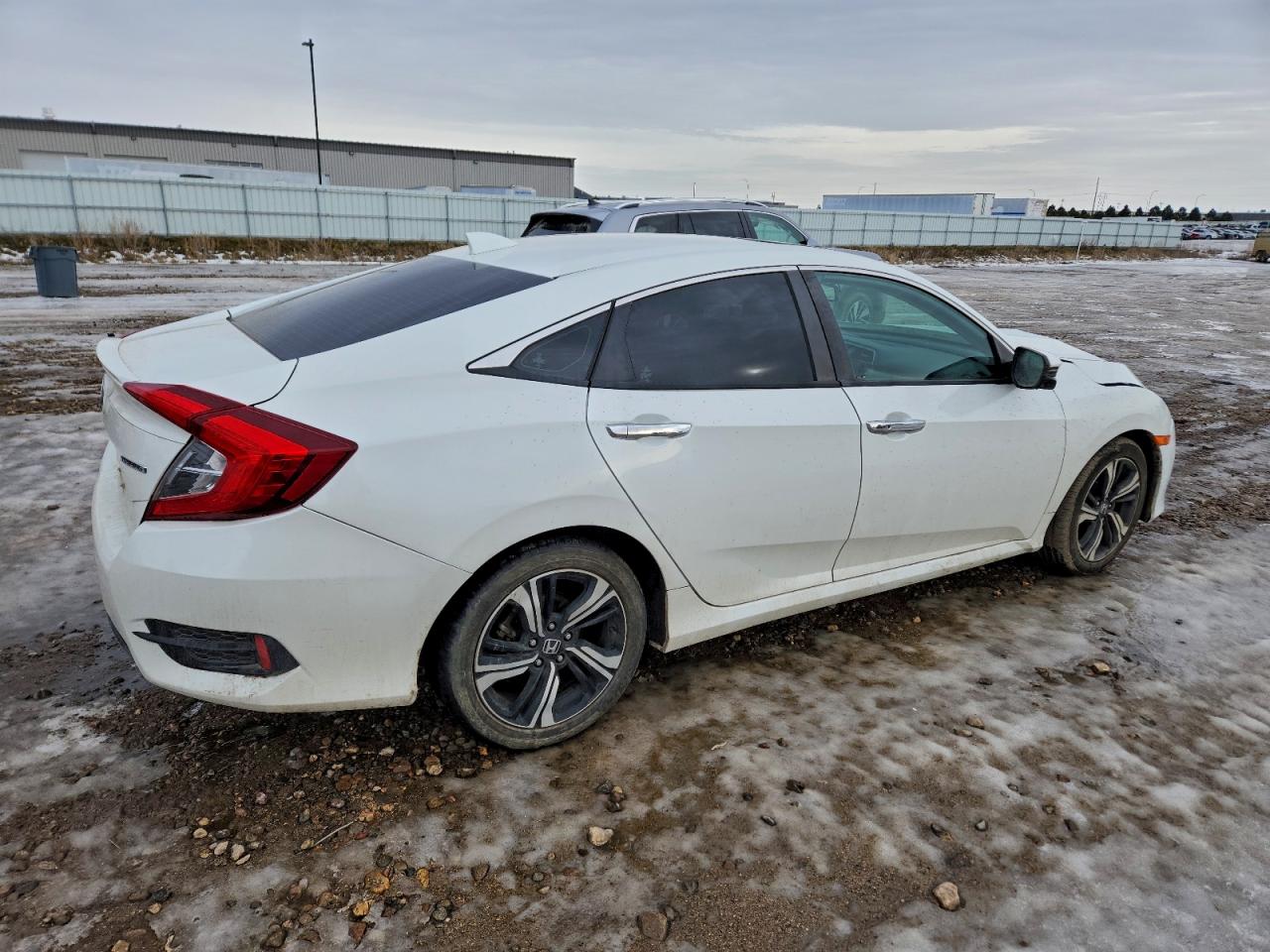 2017 HONDA CIVIC TOURING photo 3