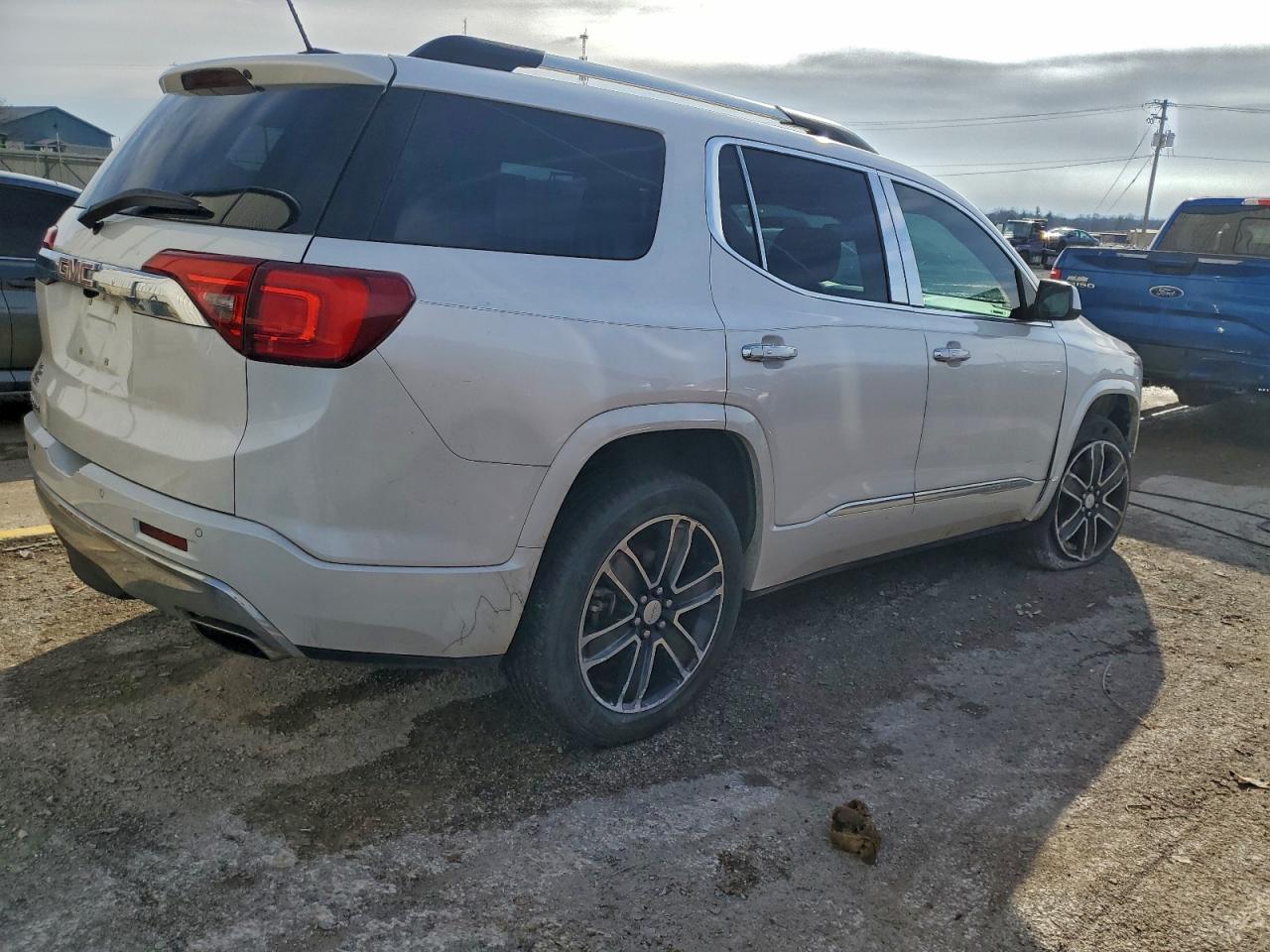 2017 GMC ACADIA DENALI photo 3
