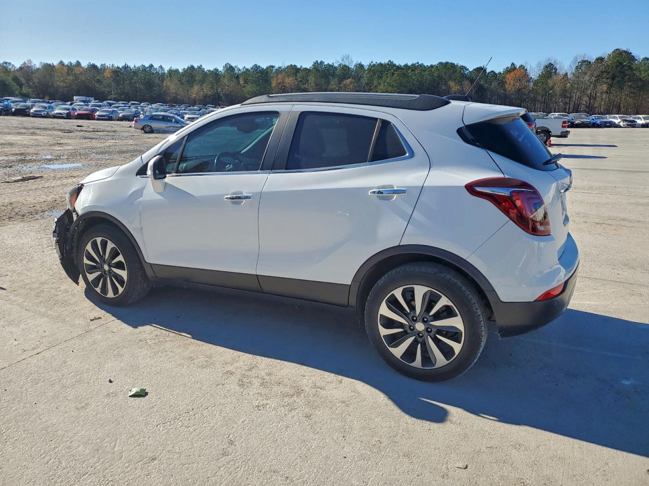 2019 BUICK ENCORE ESSENCE photo 2