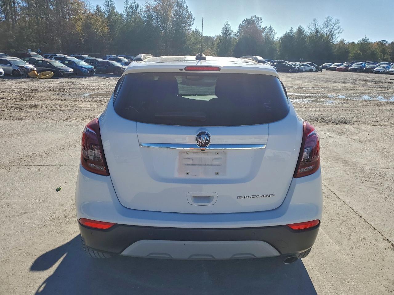 2019 BUICK ENCORE ESSENCE photo 6