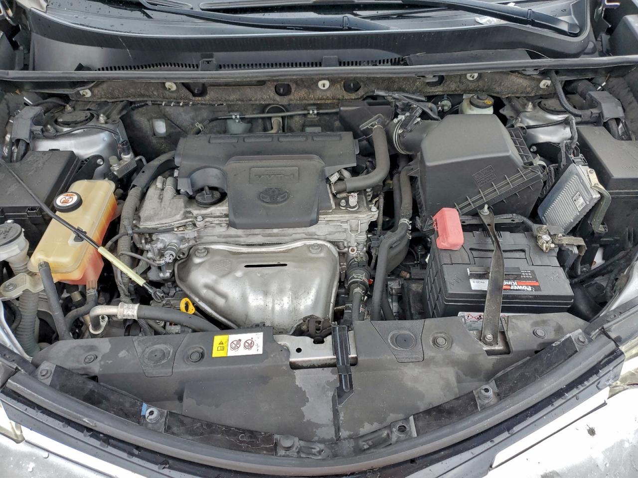 2018 TOYOTA RAV4 LE photo 11