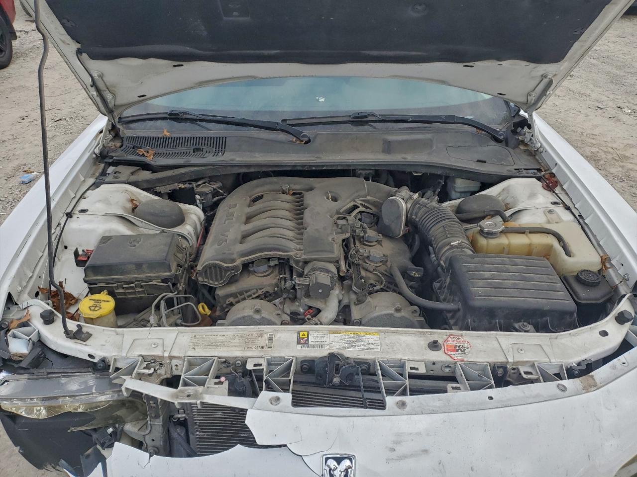 2010 DODGE CHARGER SXT photo 11