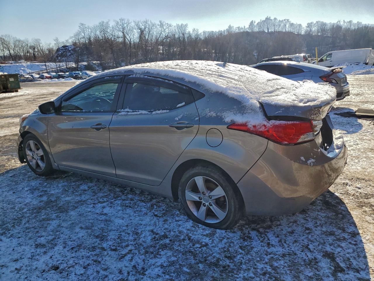 2013 HYUNDAI ELANTRA GLS photo 2