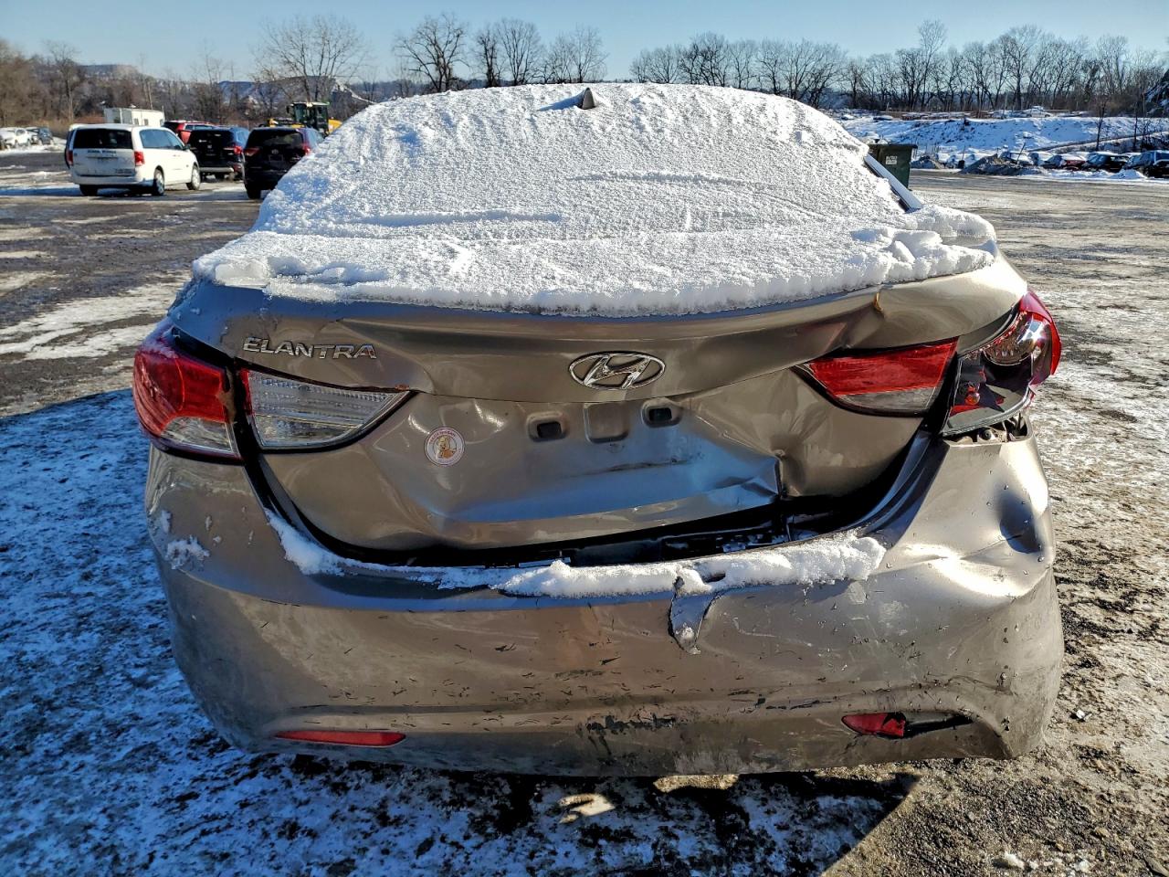 2013 HYUNDAI ELANTRA GLS photo 6
