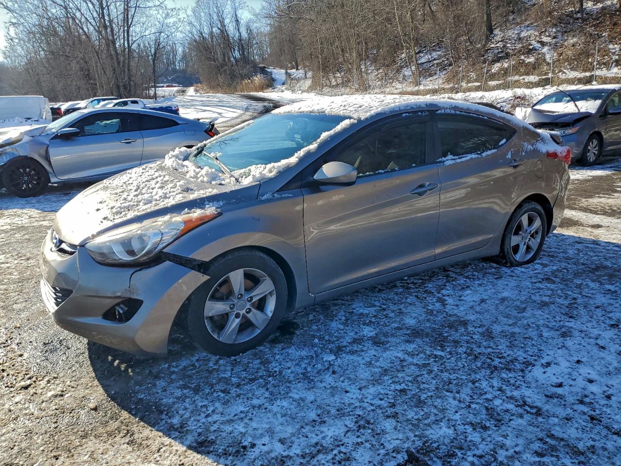 2013 HYUNDAI ELANTRA