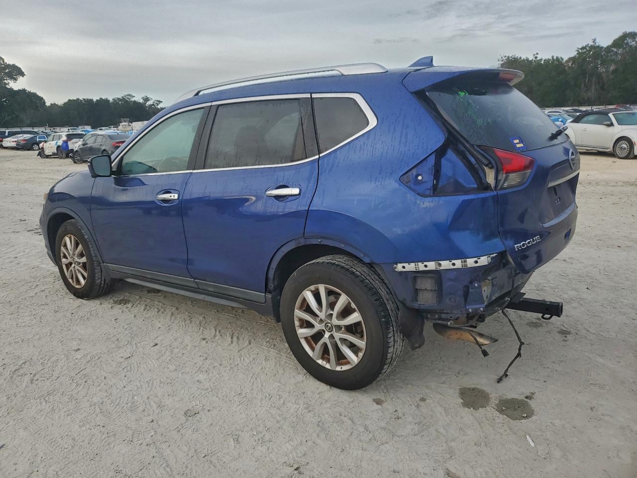 2017 NISSAN ROGUE S photo 2