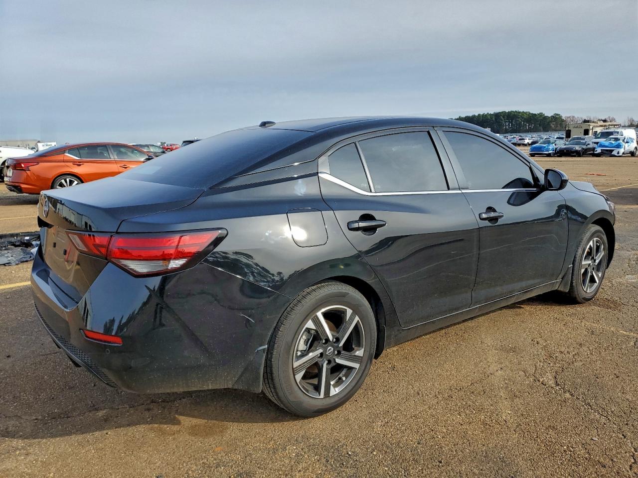 2025 NISSAN SENTRA SV photo 3