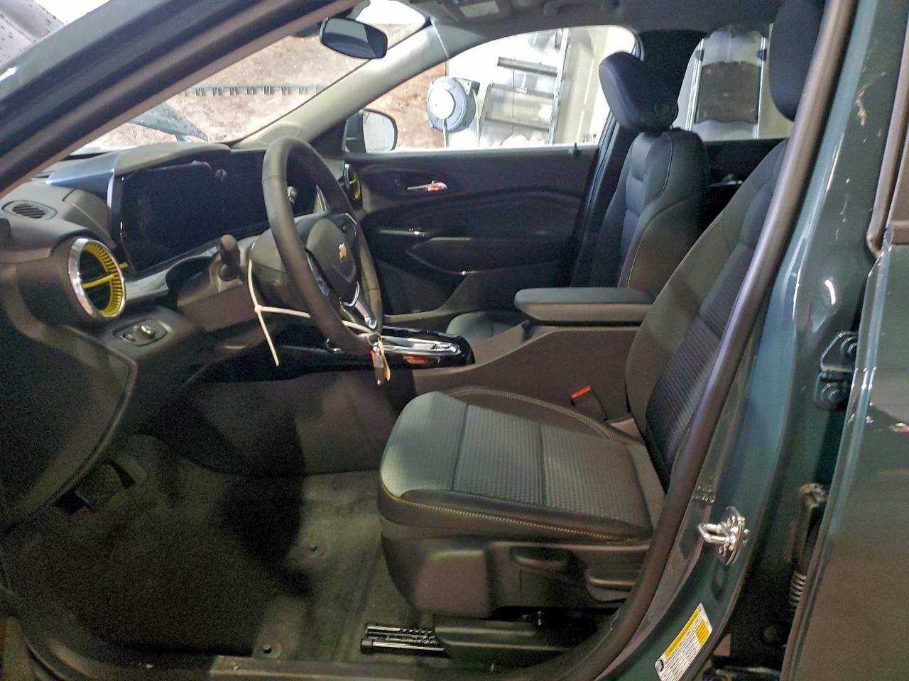 2025 CHEVROLET TRAX 1LT photo 7