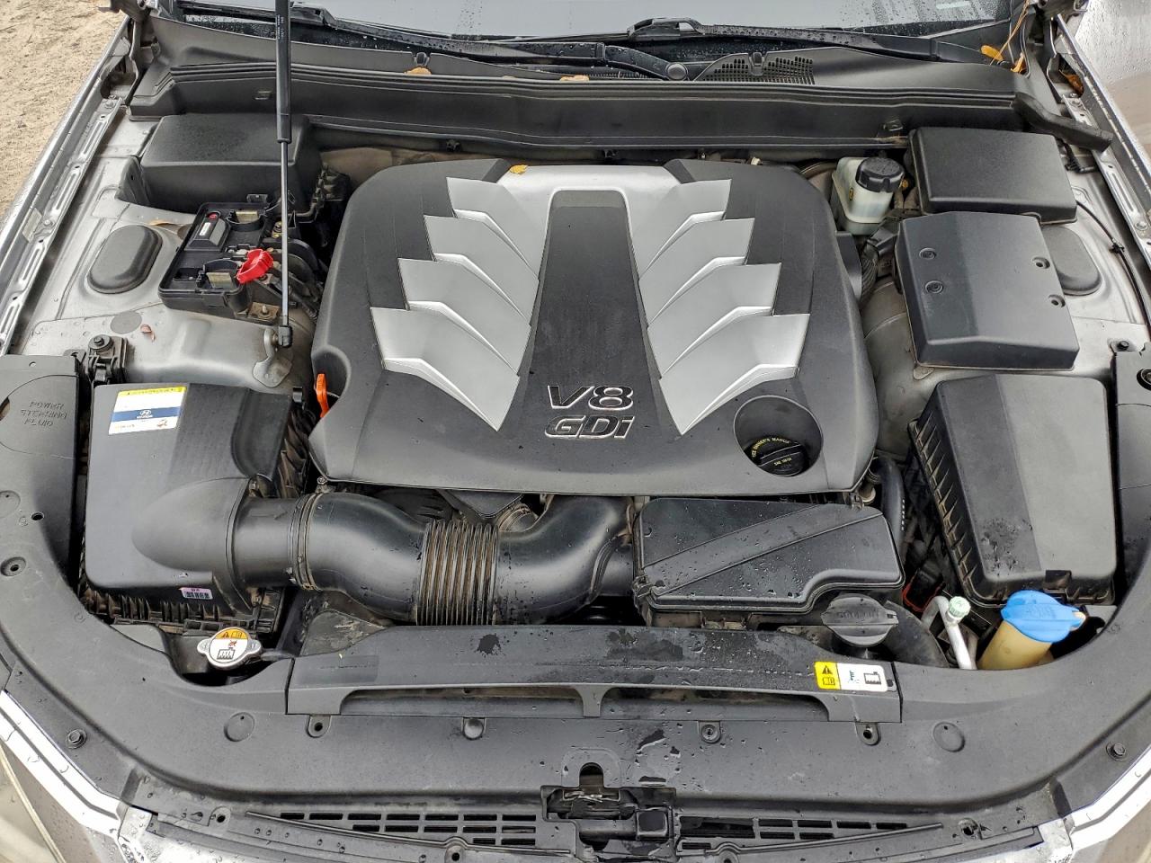 2012 HYUNDAI GENESIS 5.0L photo 11