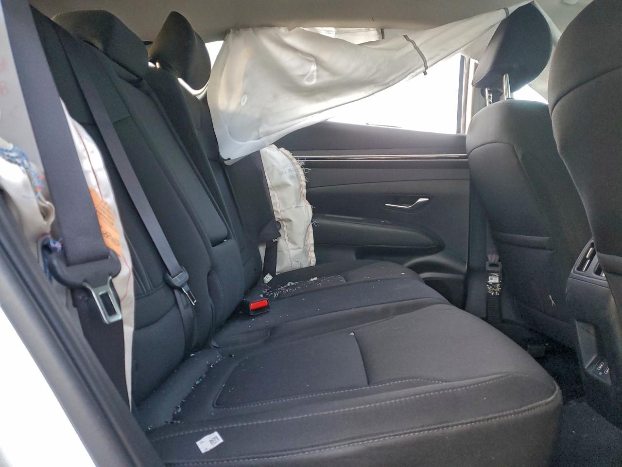 2024 HYUNDAI TUCSON SEL photo 11