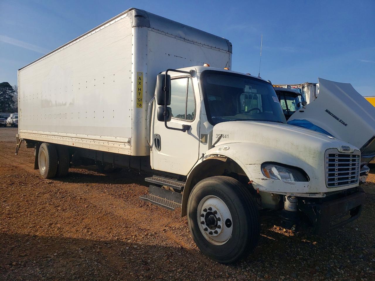 2020 FREIGHTLINER BUSINESS CLASS M2 BOX TRUCK photo 4