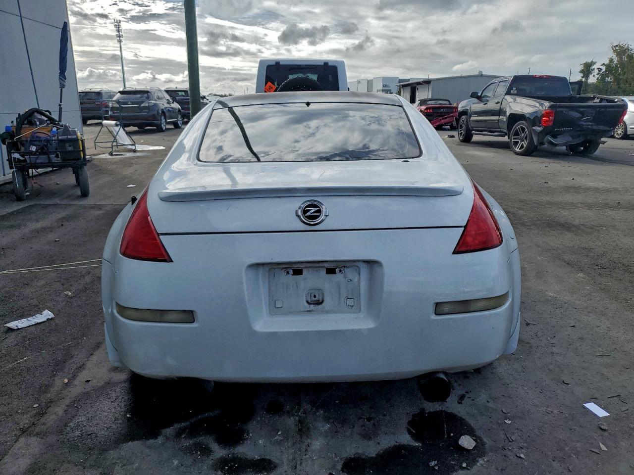 2004 NISSAN 350Z COUPE photo 6