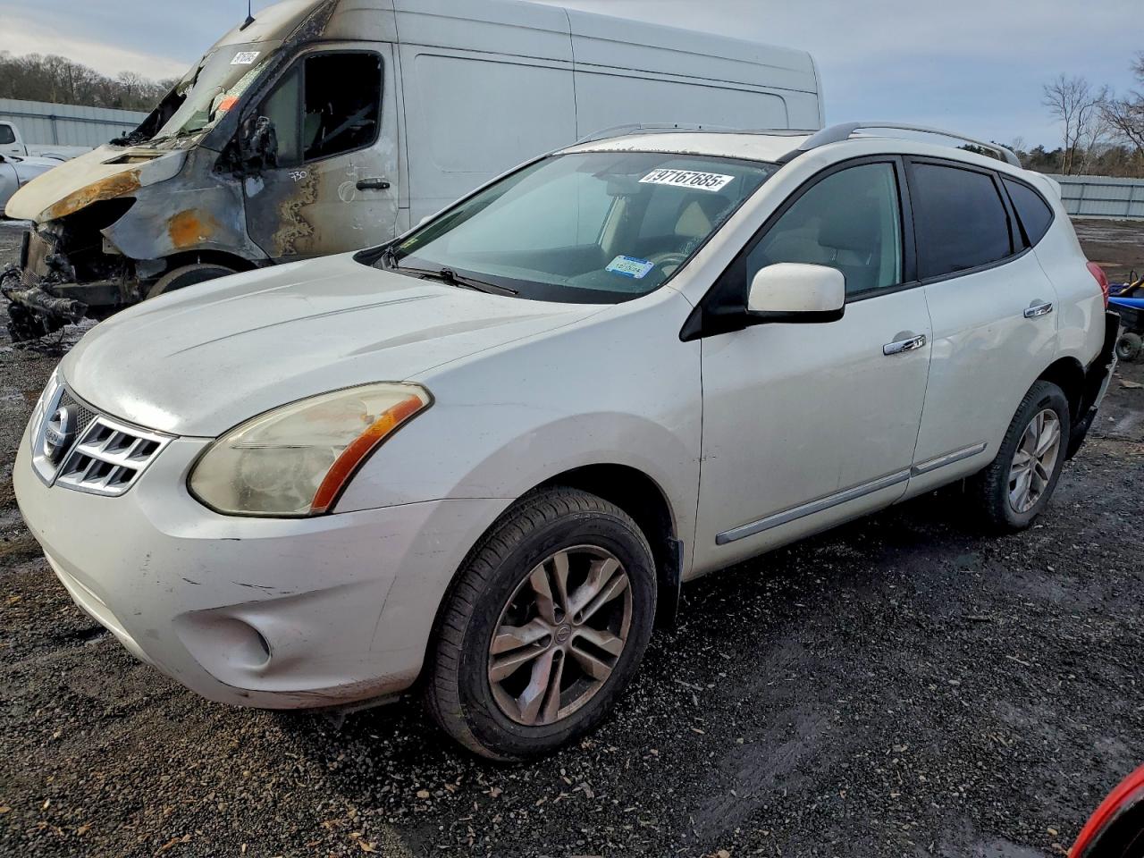 2013 NISSAN ROGUE