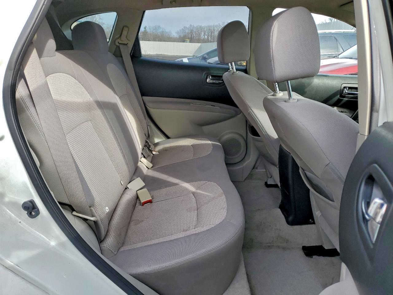 2013 NISSAN ROGUE S photo 11