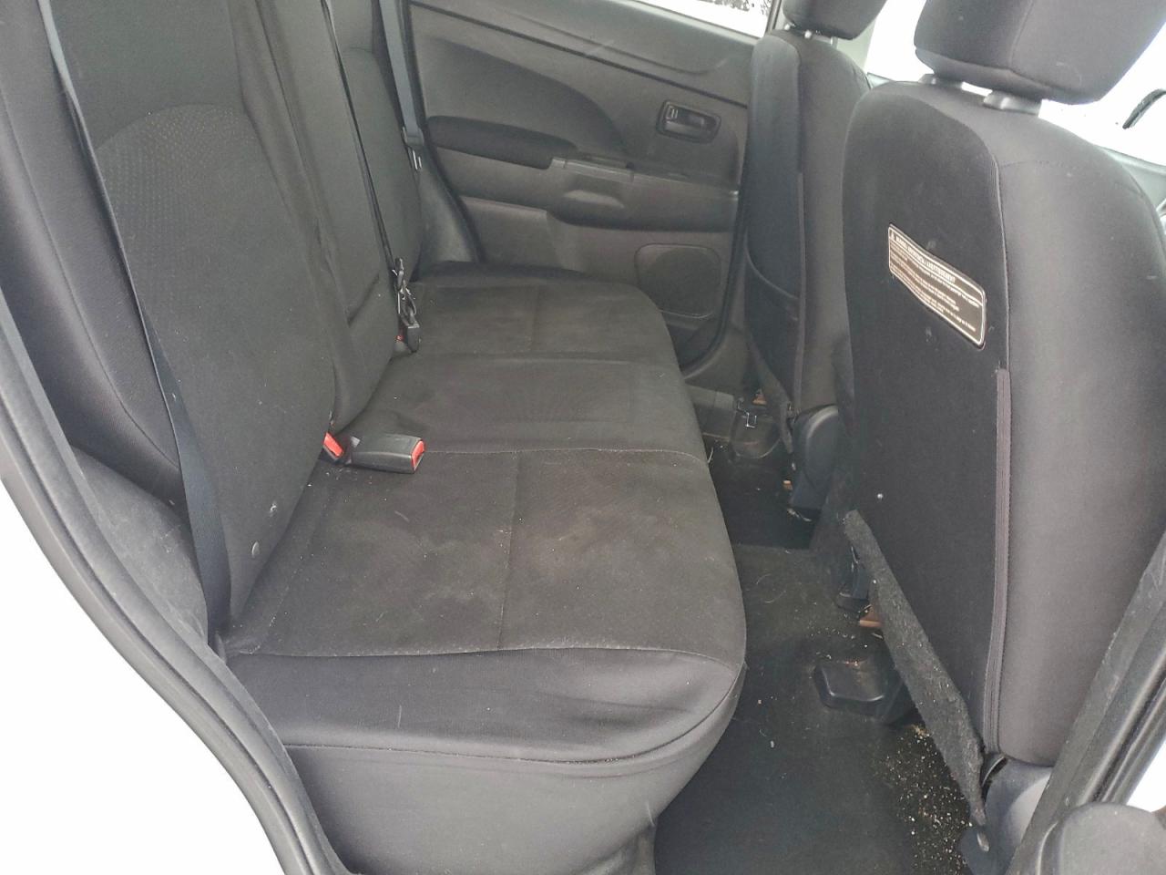 2014 MITSUBISHI OUTLANDER SPORT ES photo 11