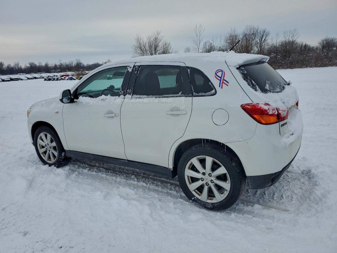 2014 MITSUBISHI OUTLANDER SPORT ES photo 2