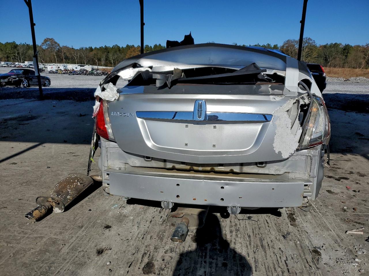 2012 LINCOLN MKS photo 6