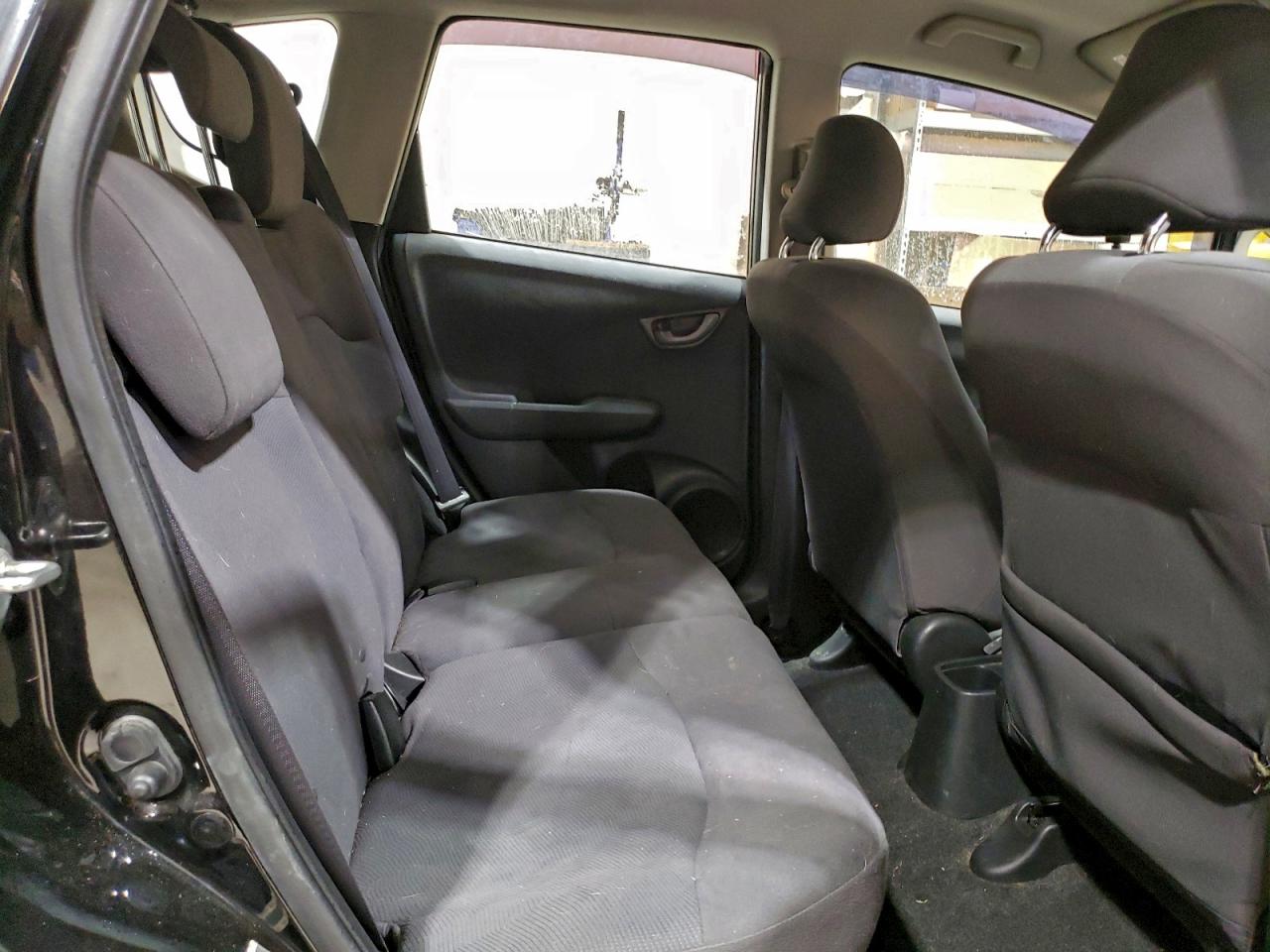 2013 HONDA FIT photo 11