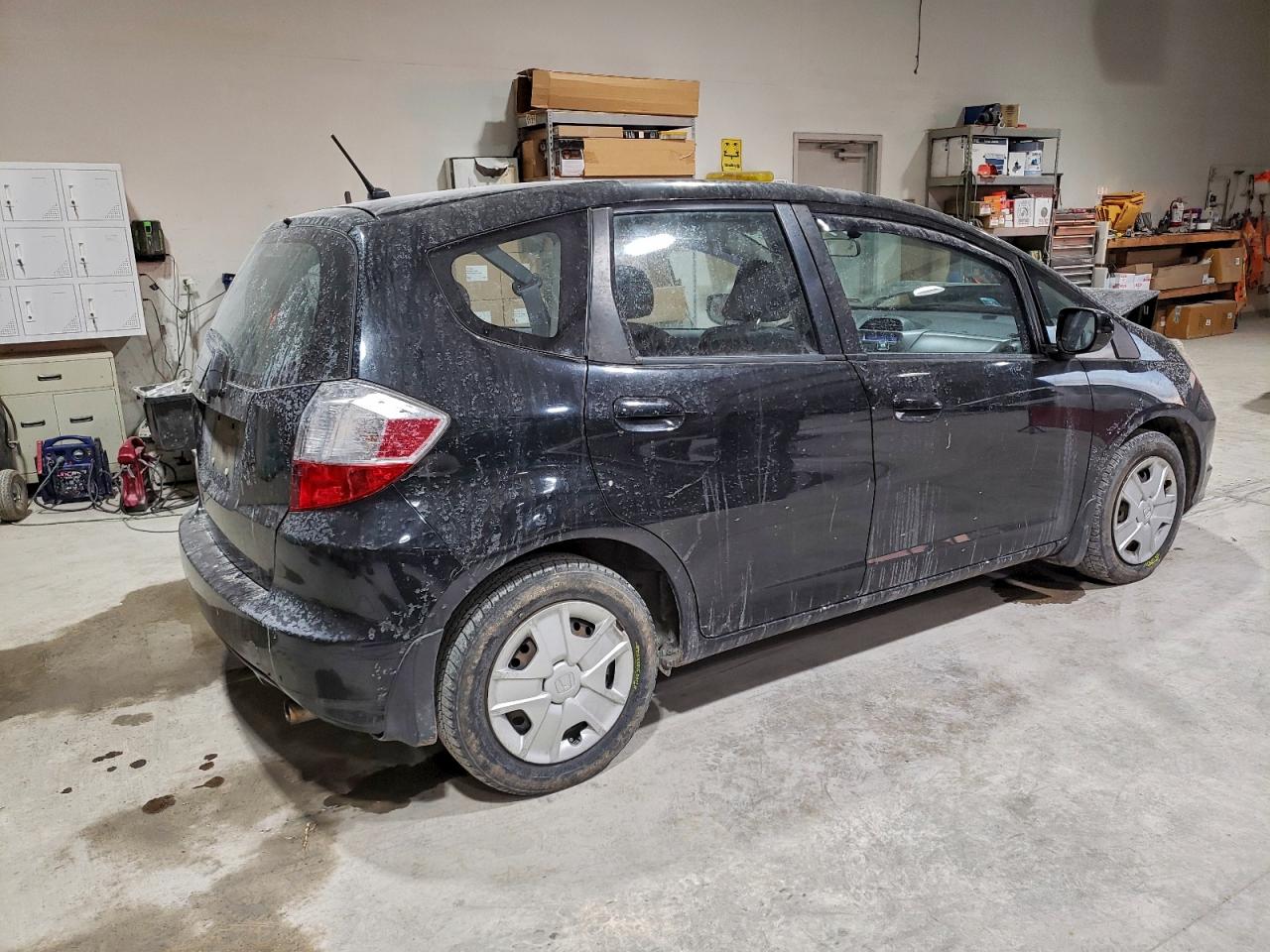 2013 HONDA FIT photo 3