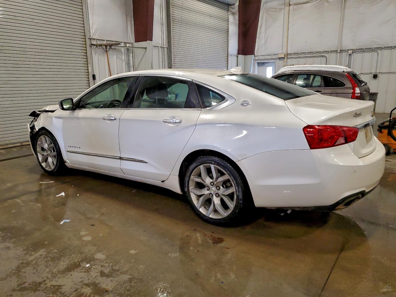 2014 CHEVROLET IMPALA LTZ photo 2