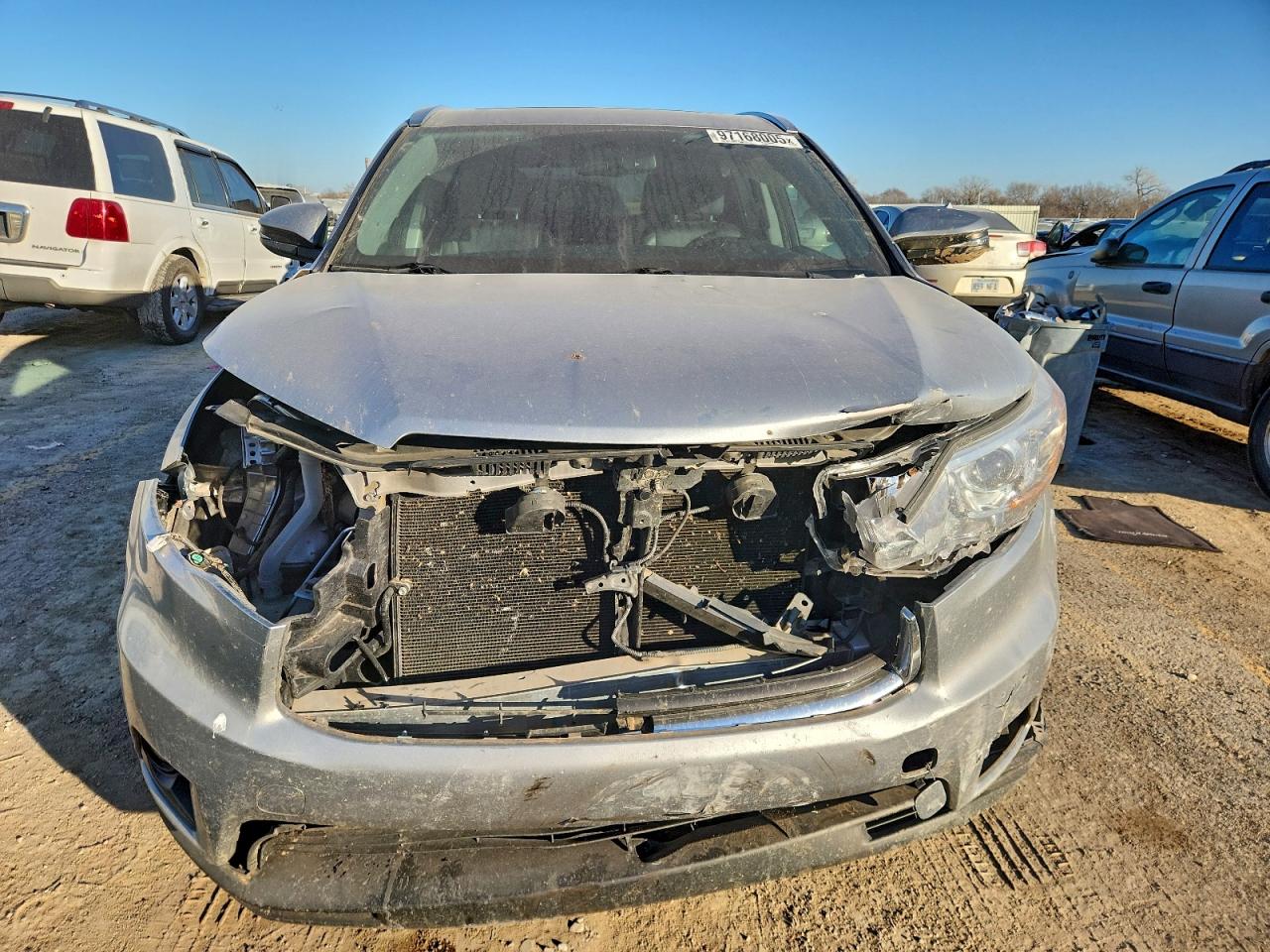 2016 TOYOTA HIGHLANDER XLE photo 5
