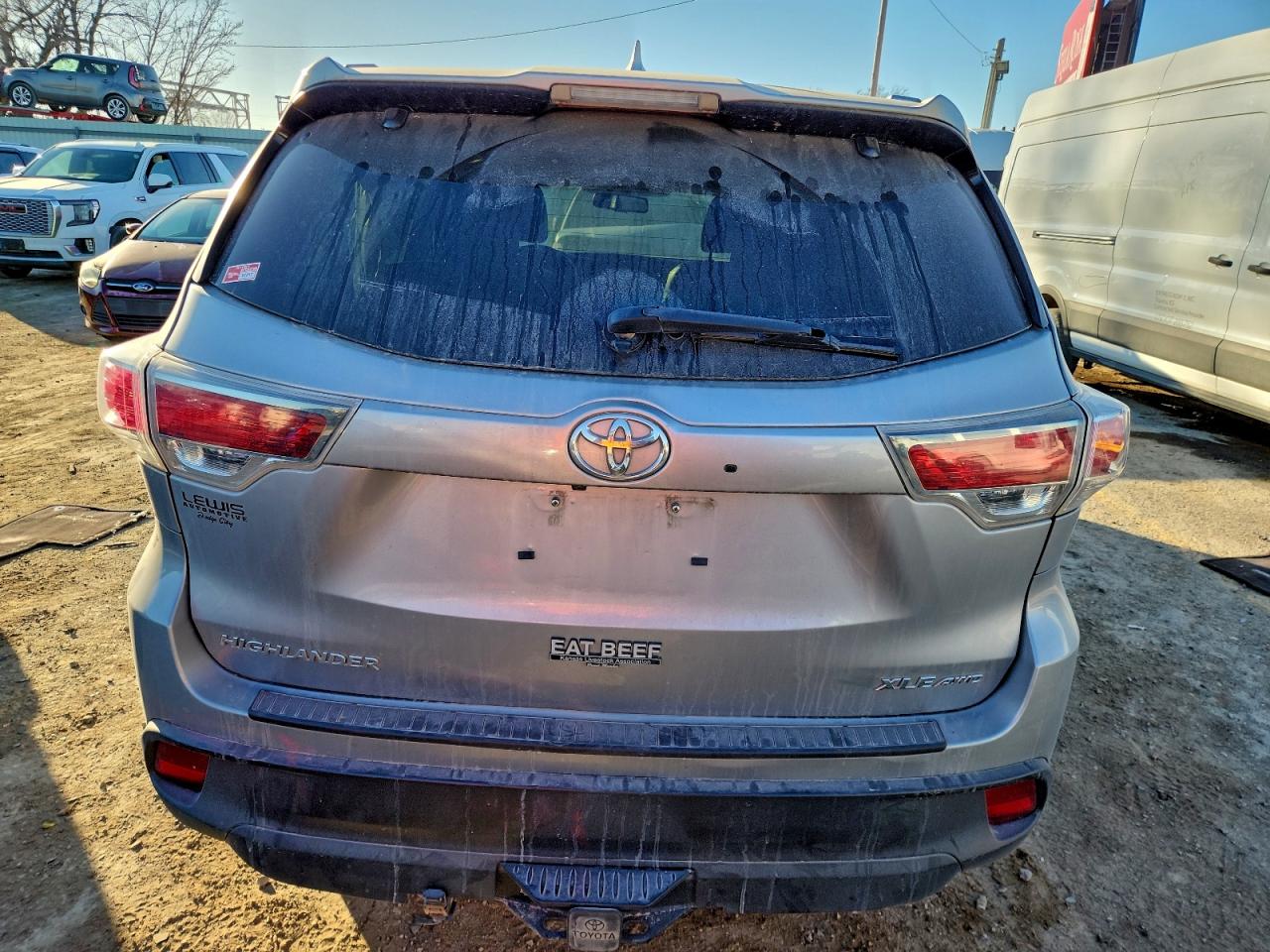 2016 TOYOTA HIGHLANDER XLE photo 6