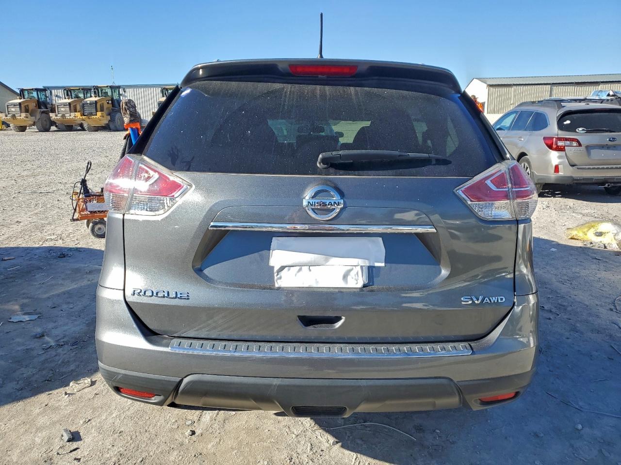 2016 NISSAN ROGUE SV photo 6