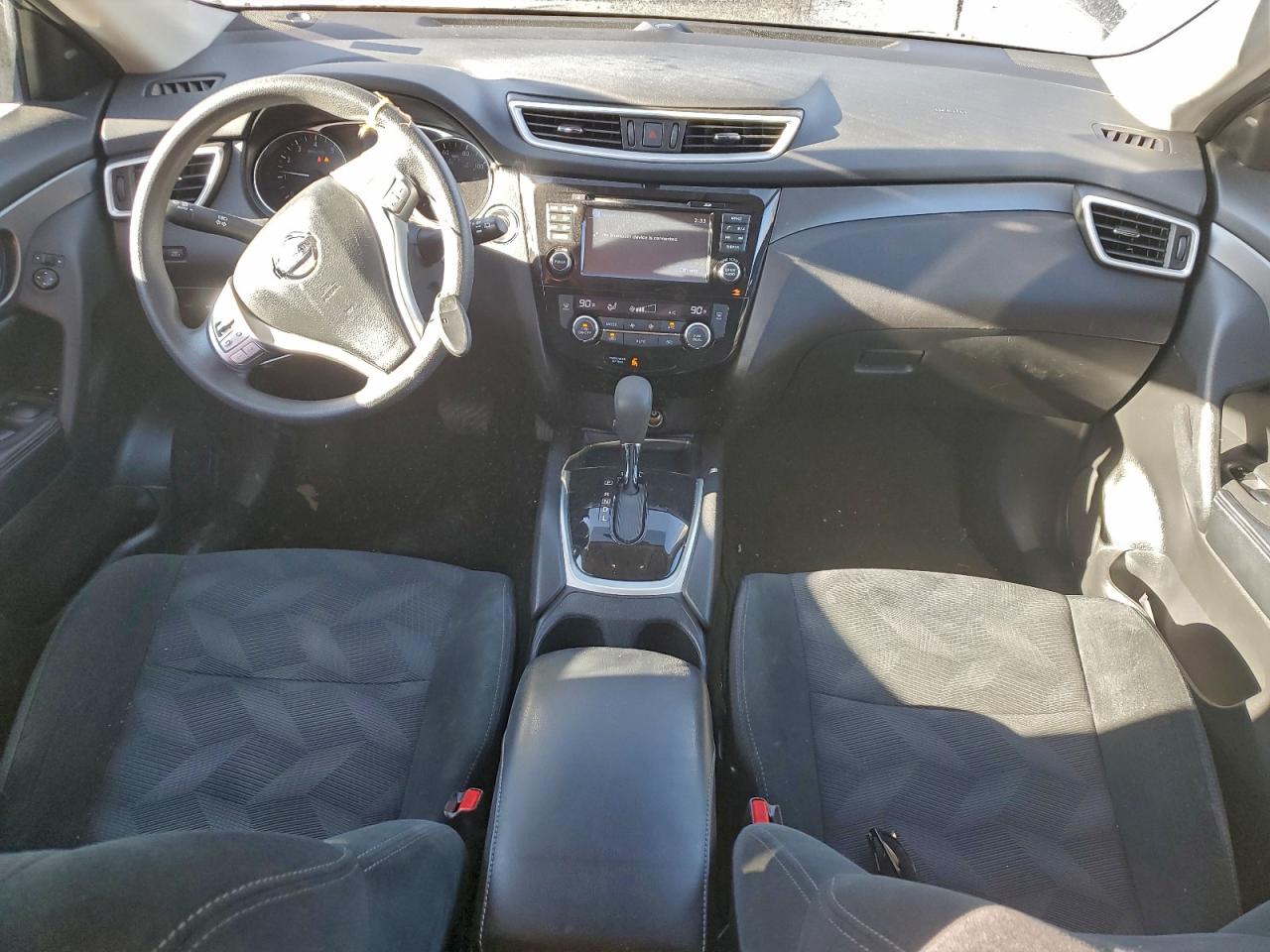 2016 NISSAN ROGUE SV photo 8