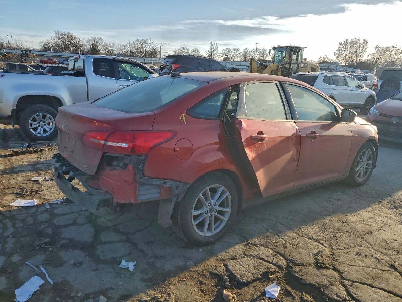 2018 FORD FOCUS SE photo 3