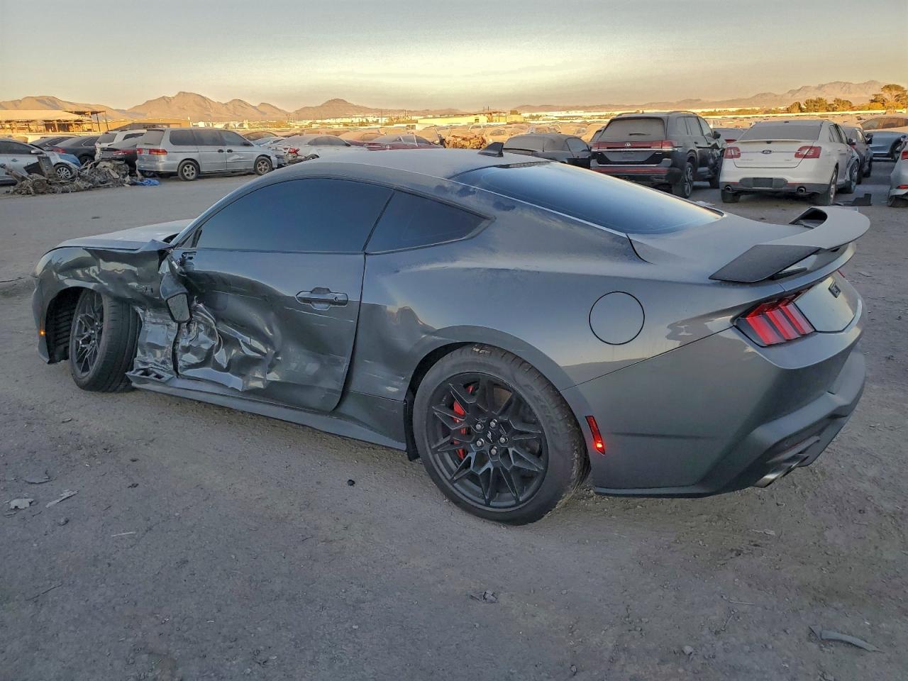 2025 FORD MUSTANG GT photo 2