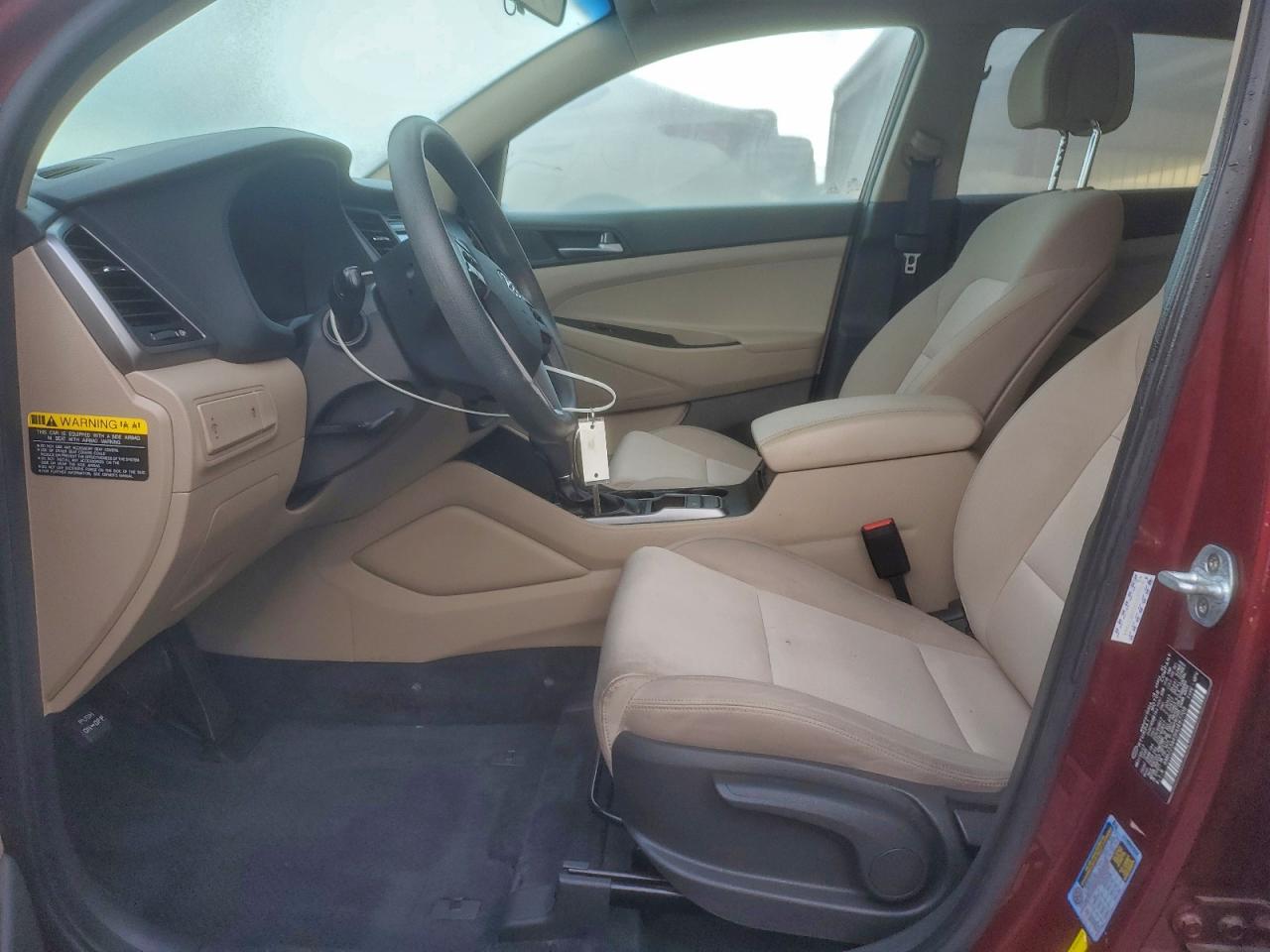 2017 HYUNDAI TUCSON SE photo 7