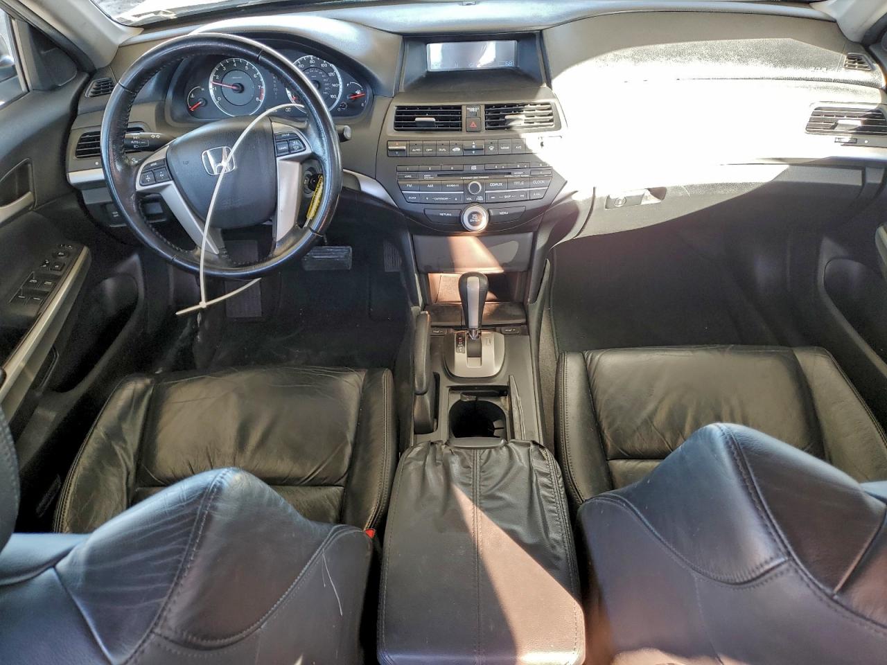 2009 HONDA ACCORD photo 8