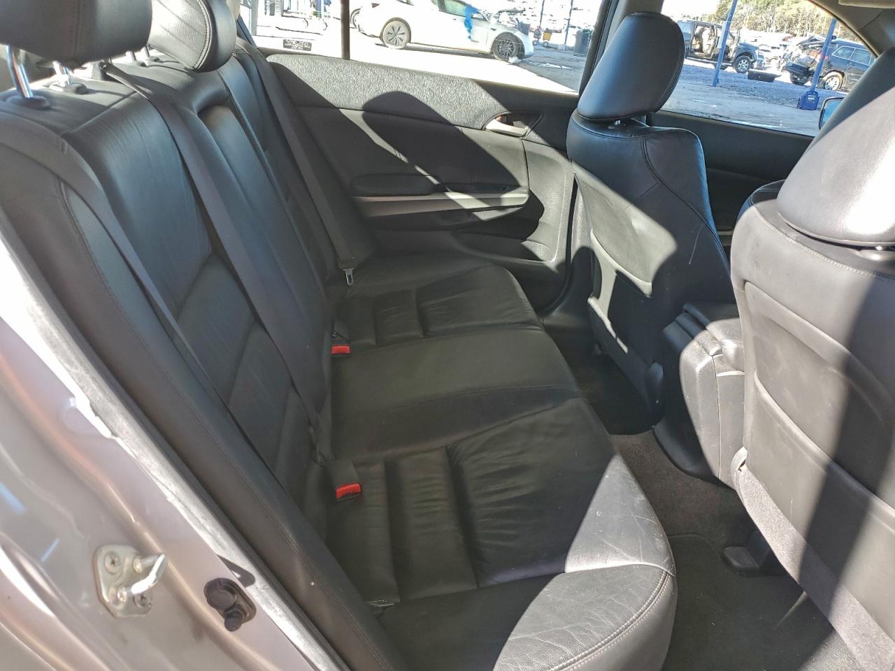 2009 HONDA ACCORD photo 10