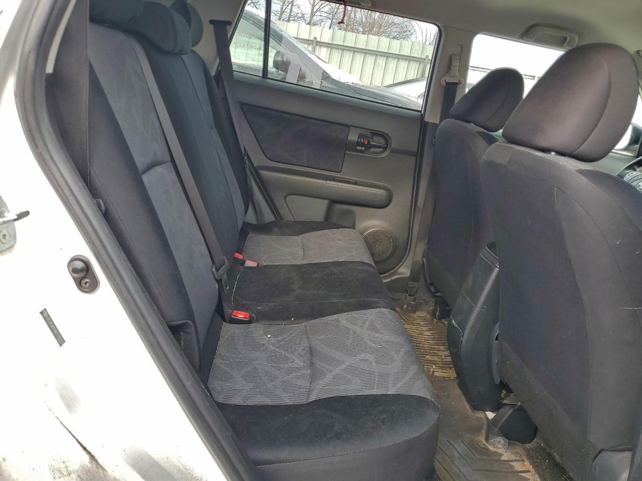 2011 TOYOTA SCION XB photo 10
