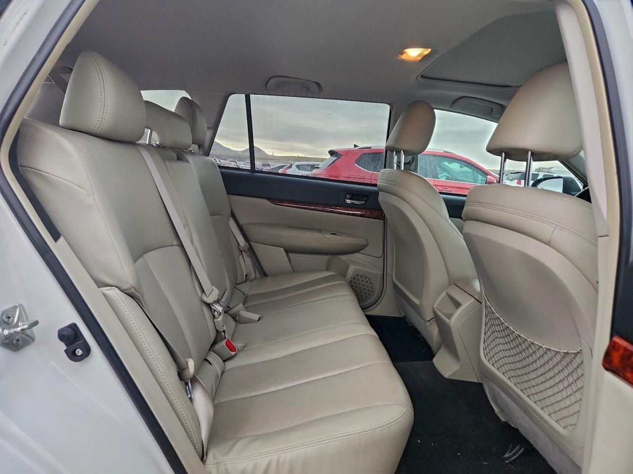 2011 SUBARU OUTBACK 3.6R LIMITED photo 10