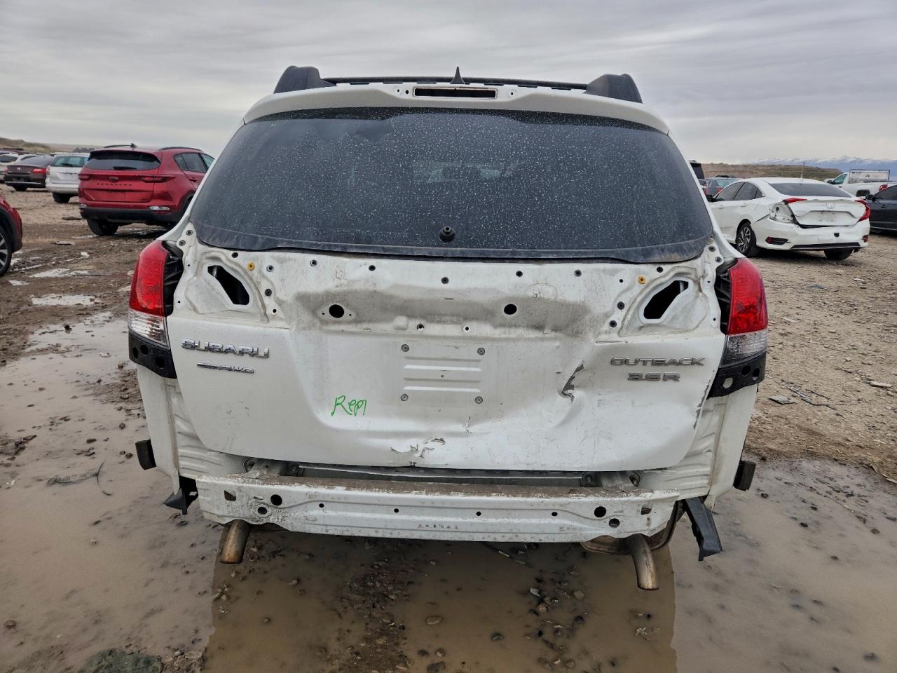2011 SUBARU OUTBACK 3.6R LIMITED photo 6