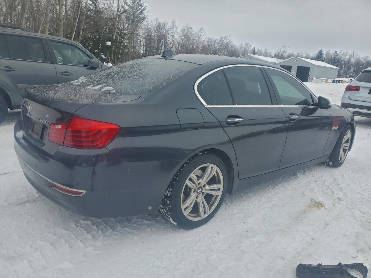 2015 BMW 528 XI photo 3