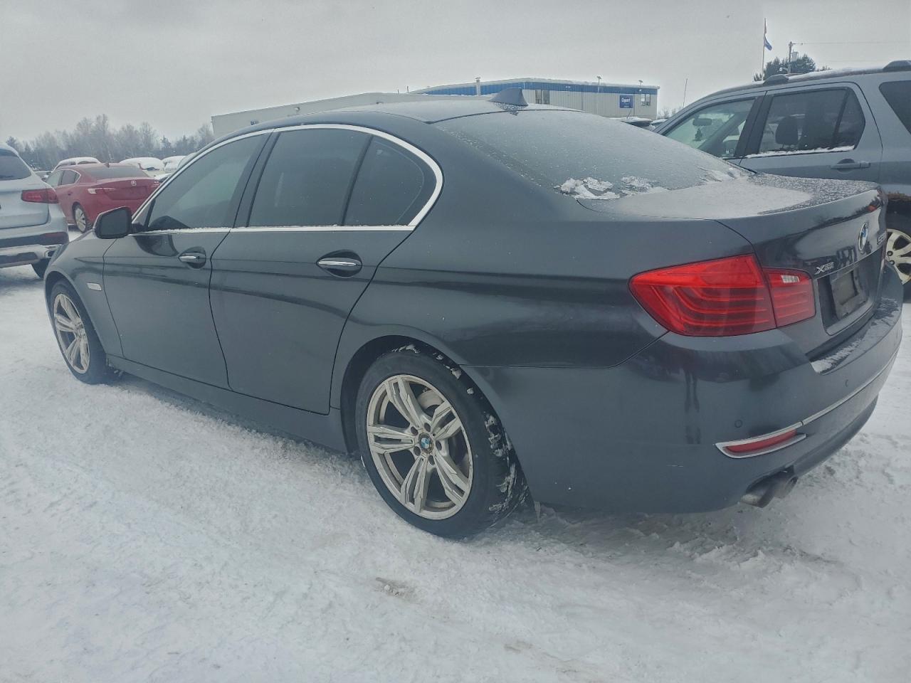 2015 BMW 528 XI photo 2