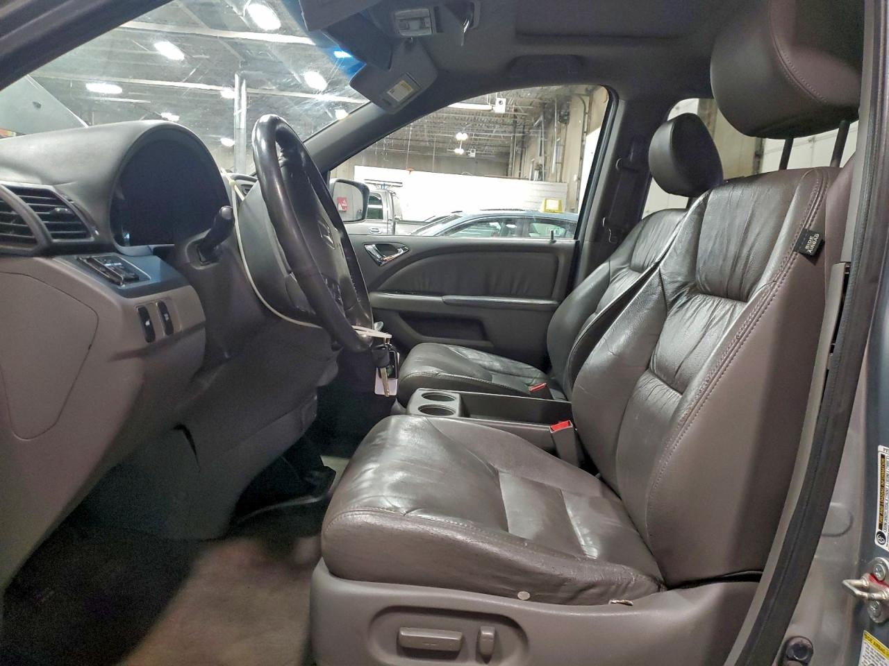 2010 HONDA ODYSSEY EXL photo 7