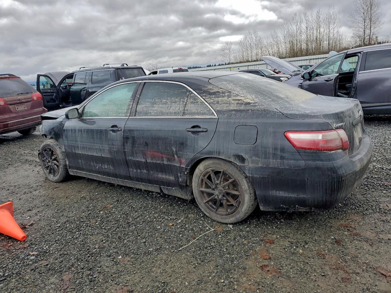 2009 TOYOTA CAMRY BASE photo 2