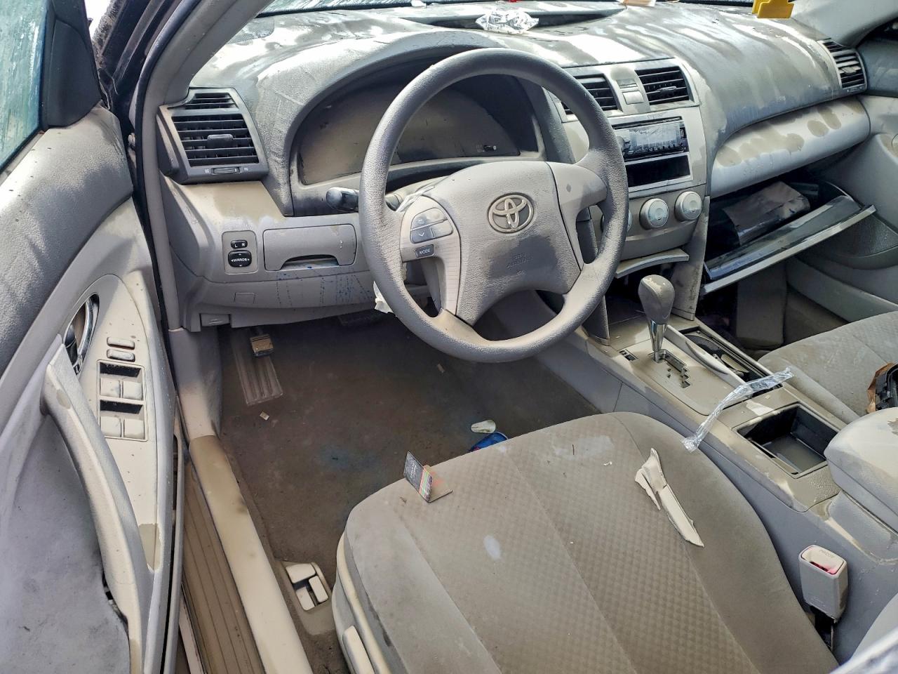 2009 TOYOTA CAMRY BASE photo 8