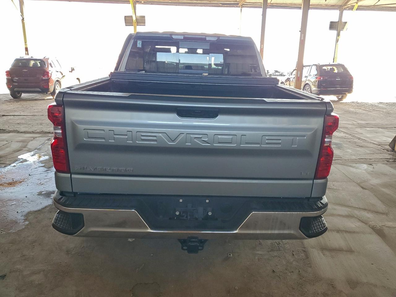 2024 CHEVROLET SILVERADO C1500 LT photo 6