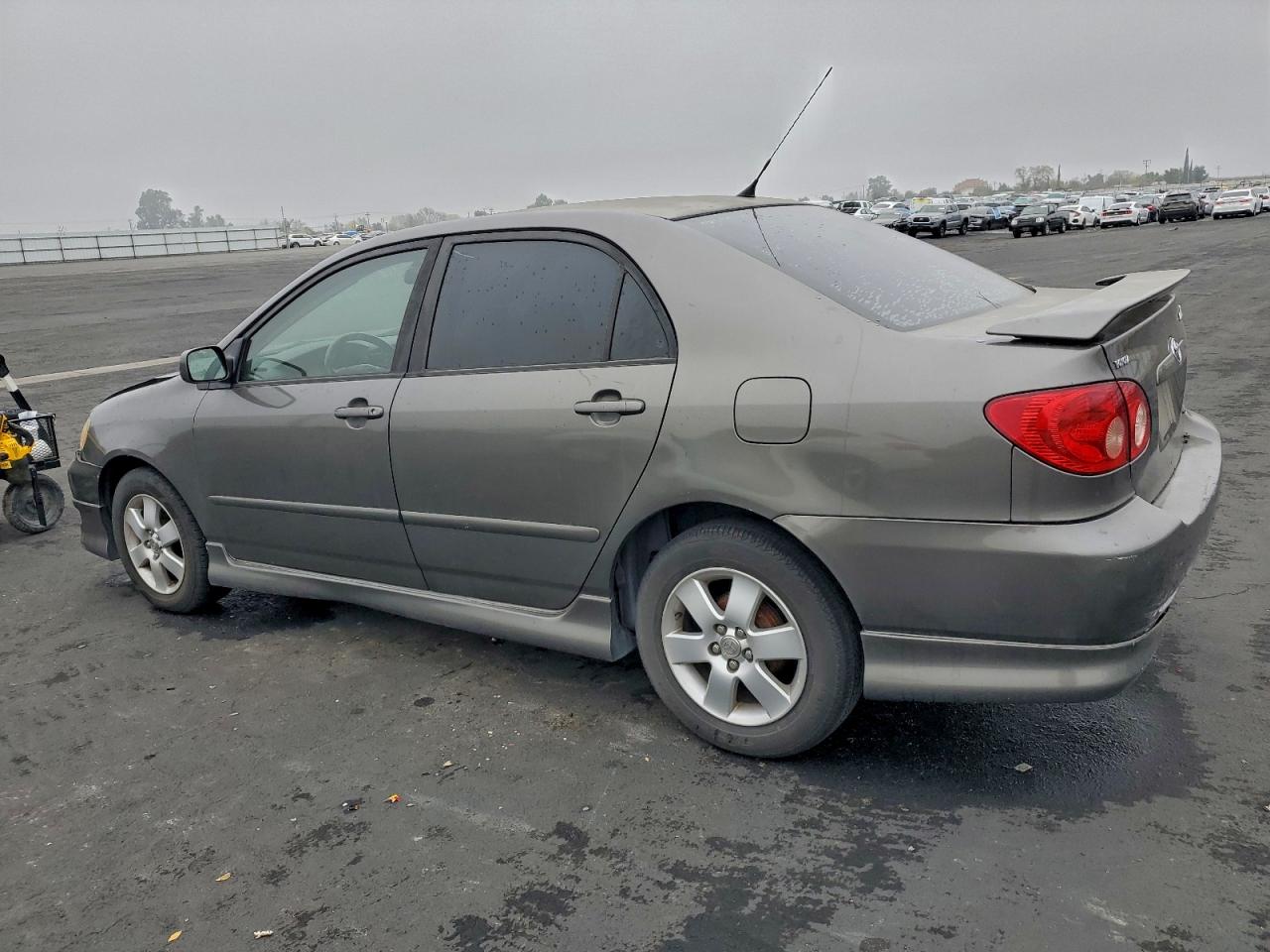 2007 TOYOTA COROLLA CE photo 2