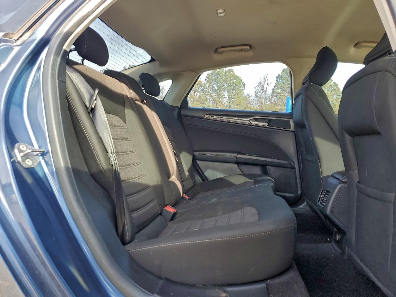 2019 FORD FUSION SE photo 10
