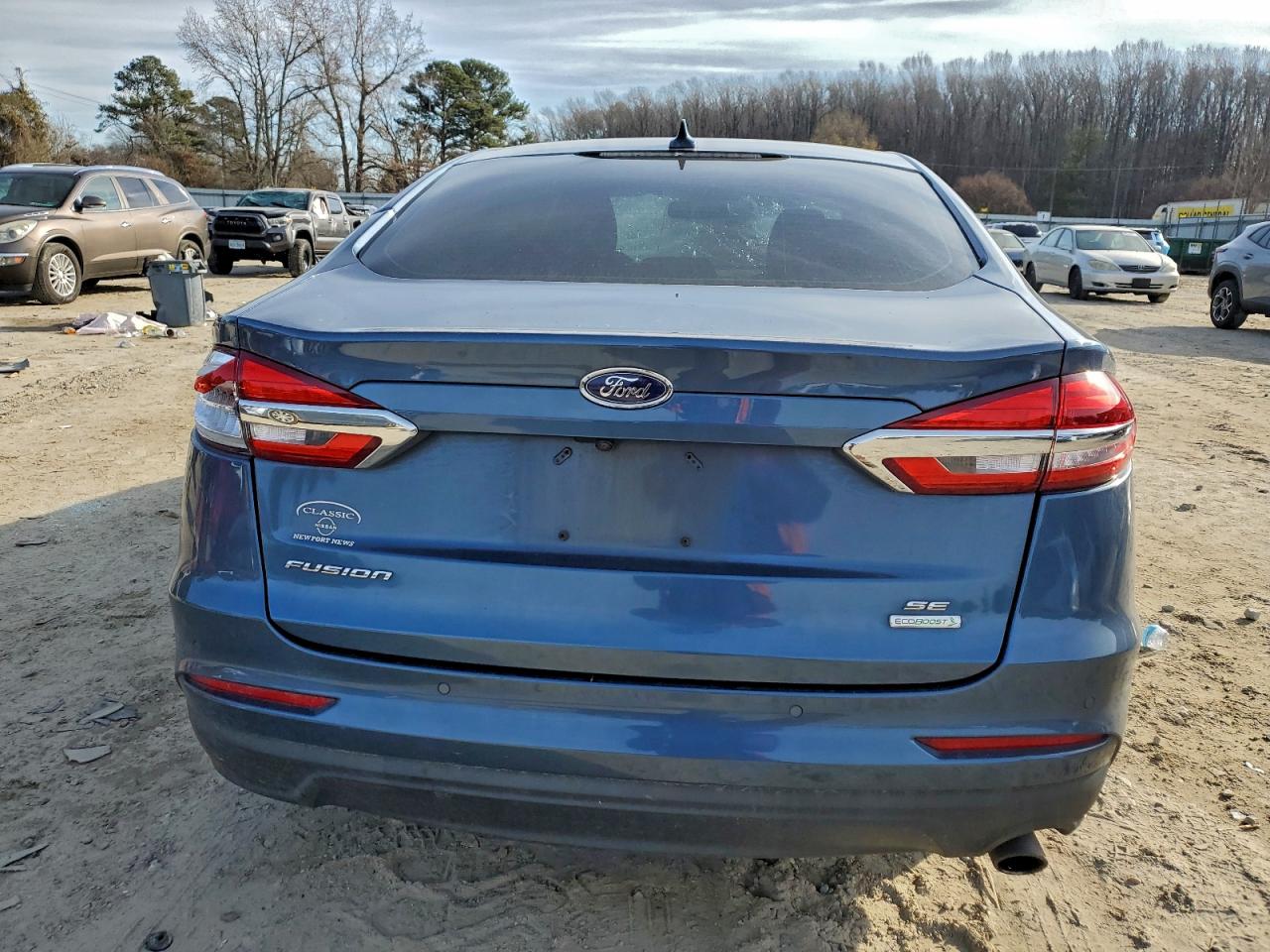 2019 FORD FUSION SE photo 6