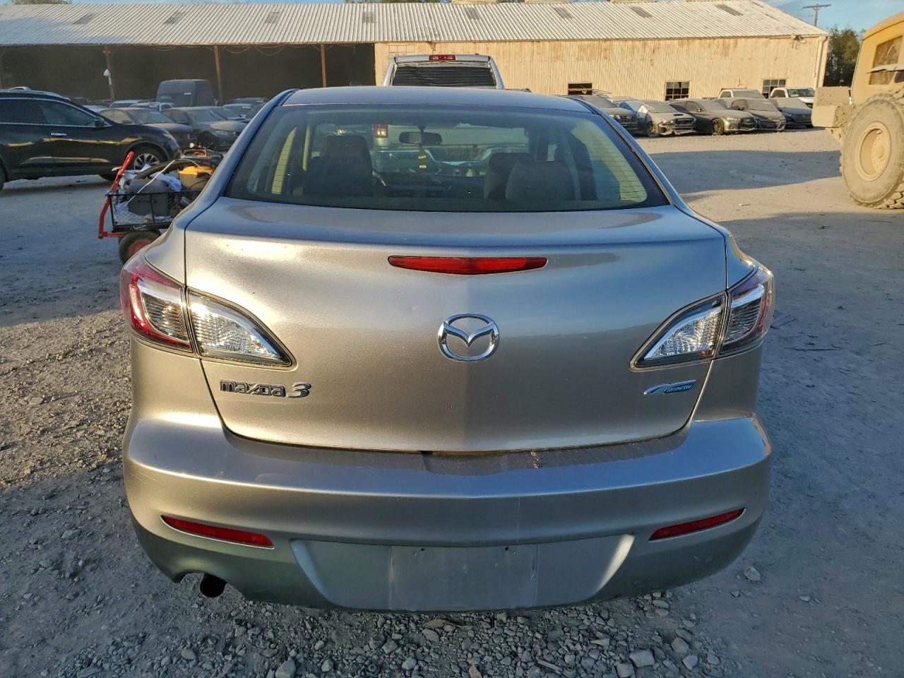 2013 MAZDA 3 I photo 6